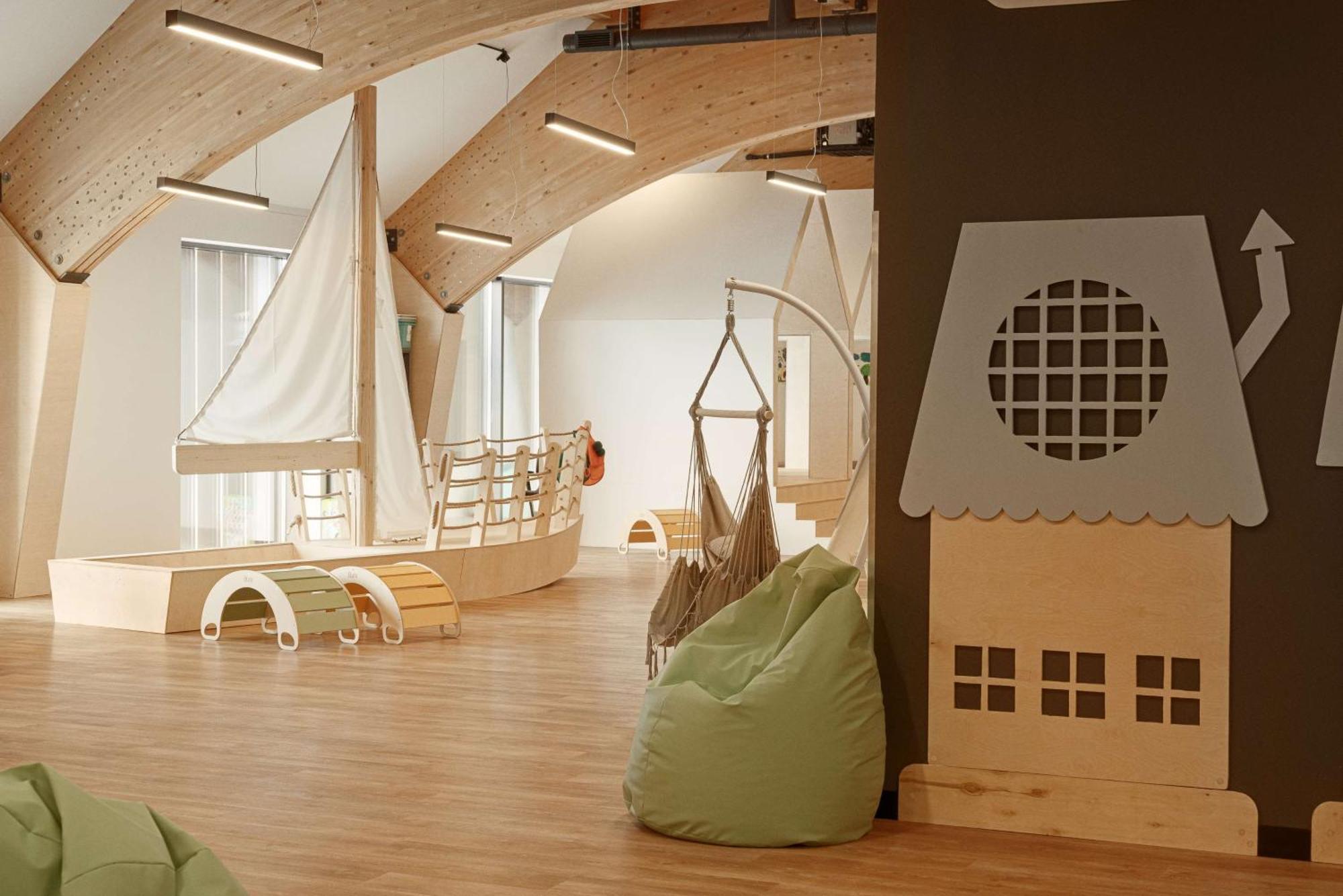 Radisson Blu Resort & Conference Center, Ostroda Mazury Kültér fotó Interior of the Children's Museum of Oakville
