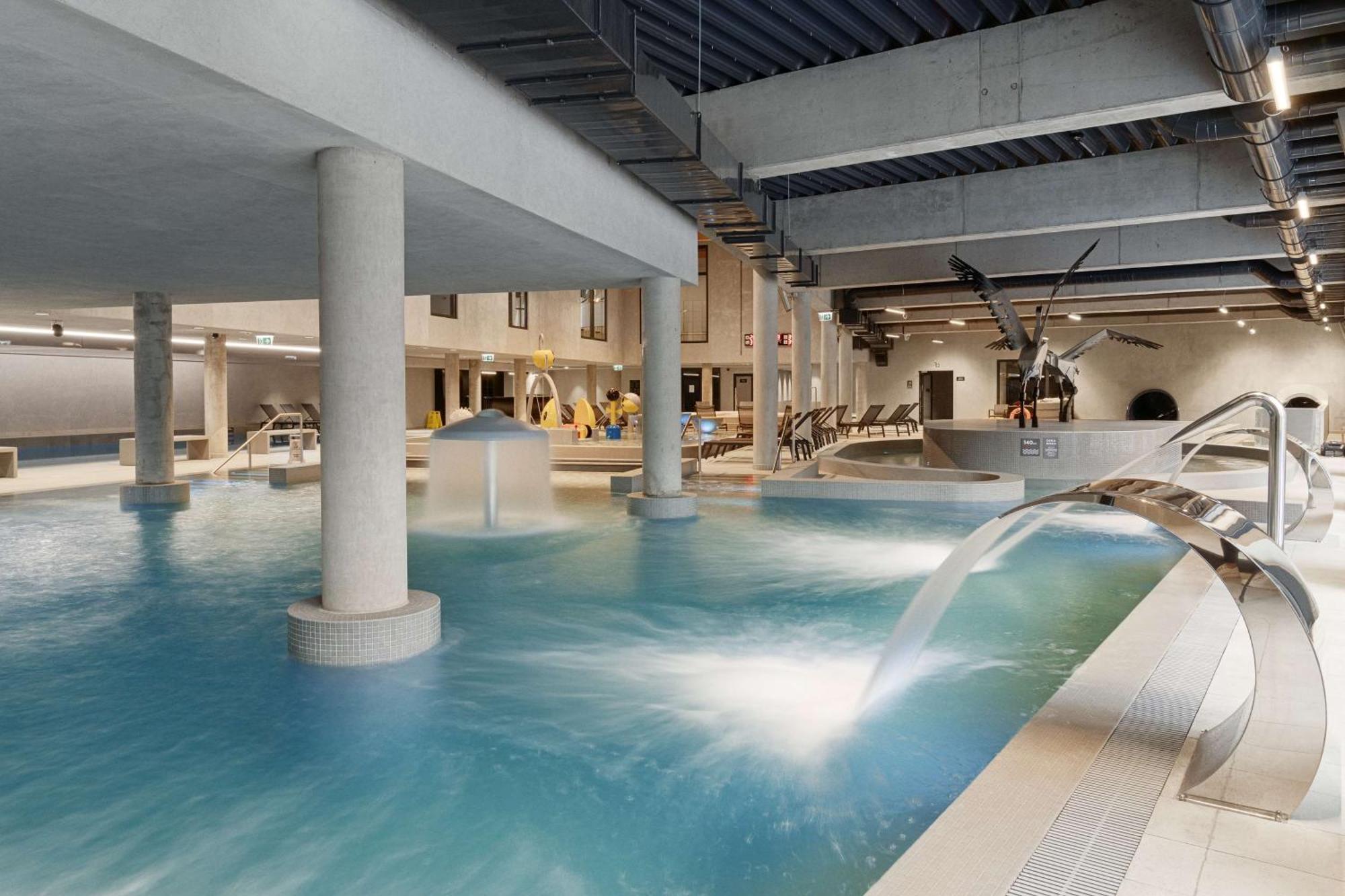 Radisson Blu Resort & Conference Center, Ostroda Mazury Kültér fotó The spa at the Hotel