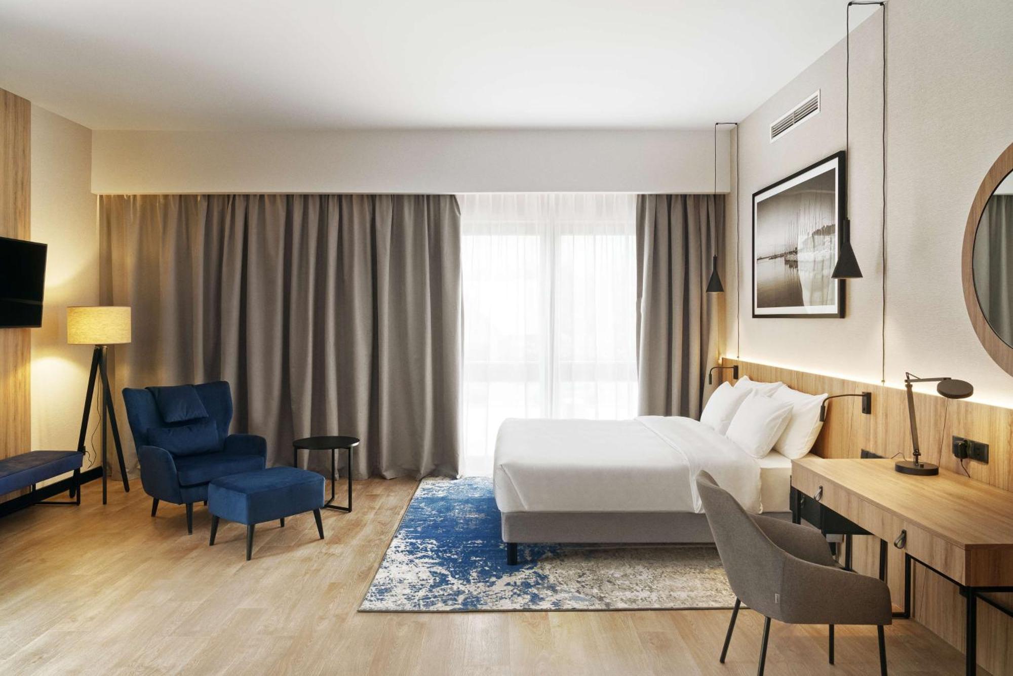 Radisson Blu Resort & Conference Center, Ostroda Mazury Kültér fotó A room at the hotel